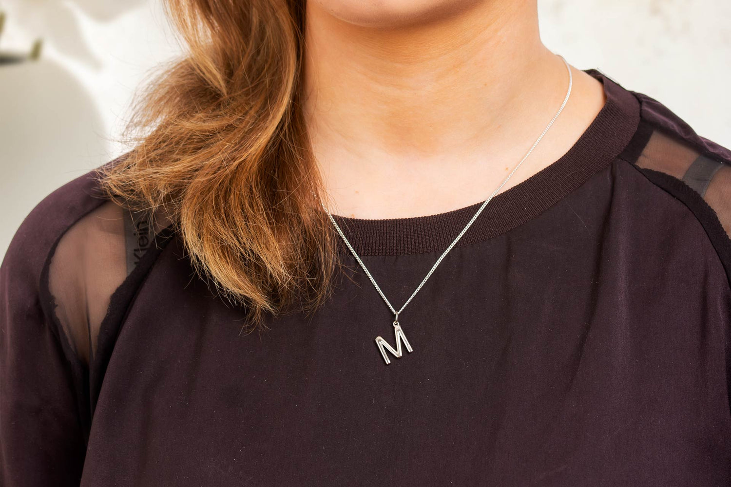 Kirjain kaulakorut | Taika-korut