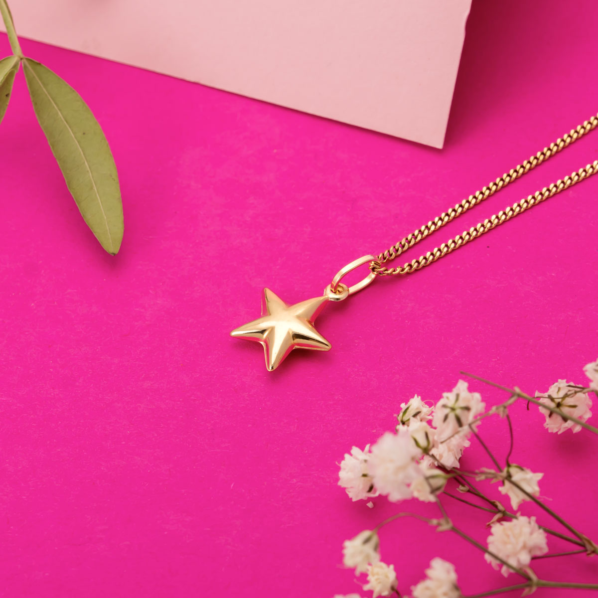 Kultainen Tähti riipus