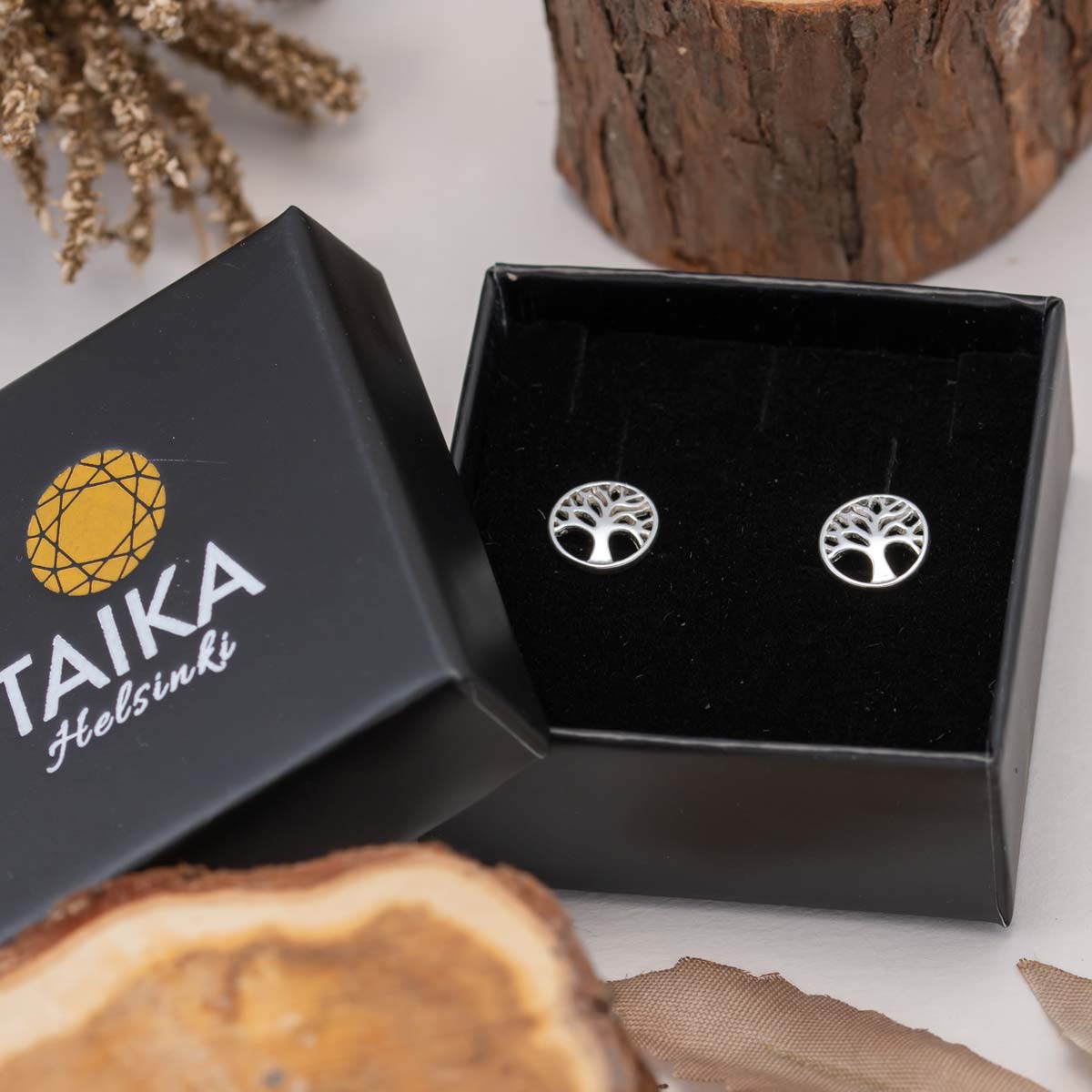 Rasia ja hopeiset elämänpuu korvakorut