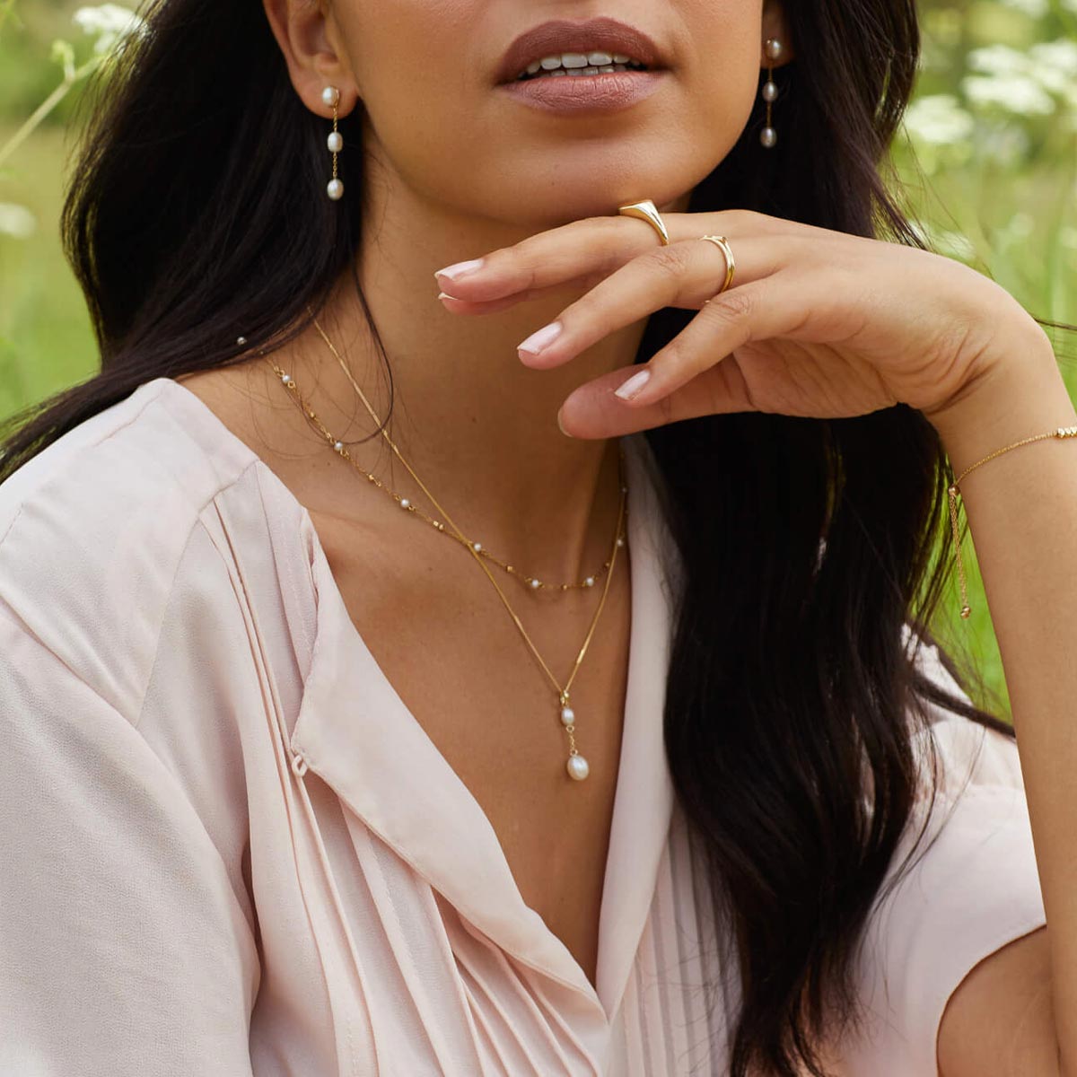 Golden Necklace with Pearls