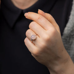 Malli ja ruusukvartsi sormus vaaleanpunainen